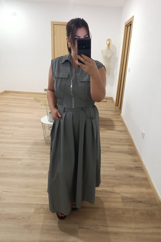 Conjunto saia colete